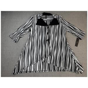 NWT IC by Connie by K Tunic Topper Black White Striped Size Large